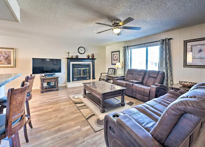 Holiday home Havasu W/ Pool - 2 Miles To Waterfront! *