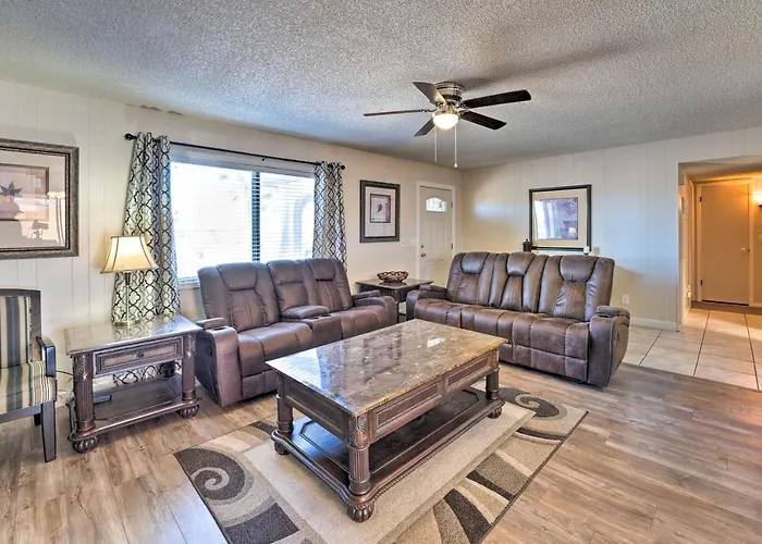 Havasu W/ Pool - 2 Miles To Waterfront! *