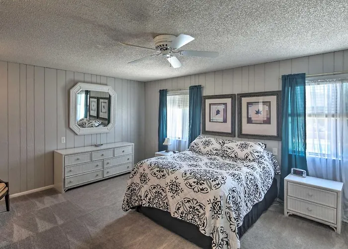 Havasu W/ Pool - 2 Miles To Waterfront! * Lake Havasu City