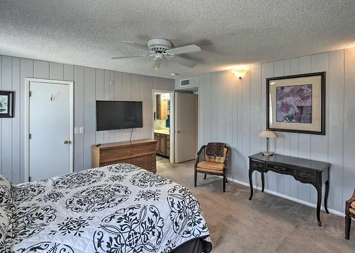 Havasu W/ Pool - 2 Miles To Waterfront!