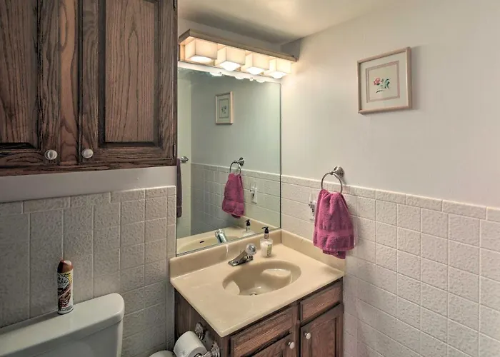Havasu W/ Pool - 2 Miles To Waterfront!